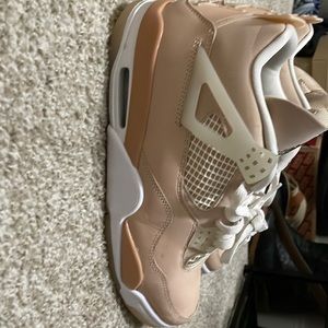 Jordan 4